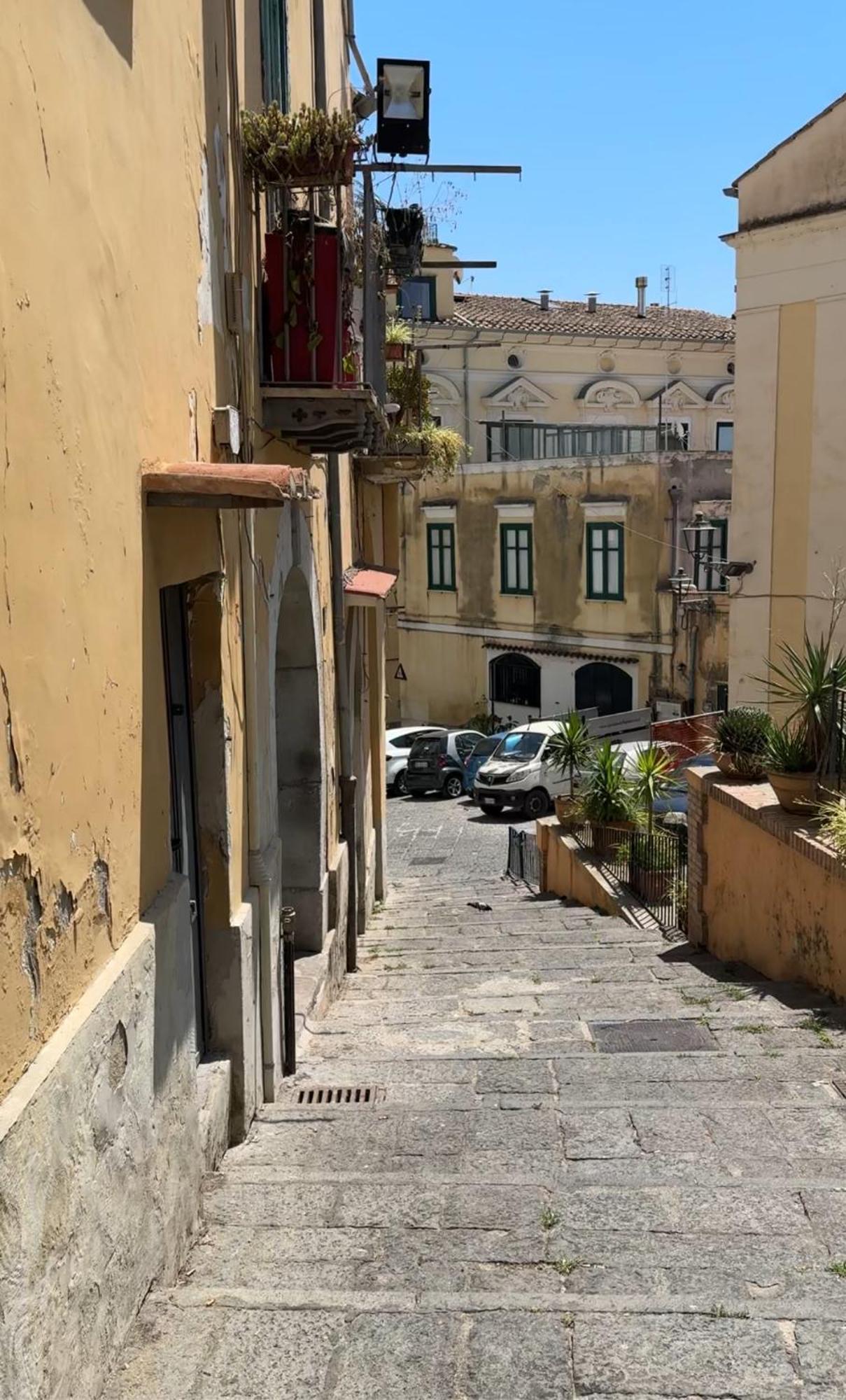 Casa "Kapri" Da Eva - Salerno Centro Con Self Check-In公寓 外观 照片